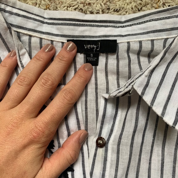 ROOLEE Button Down - Picture 3 of 6